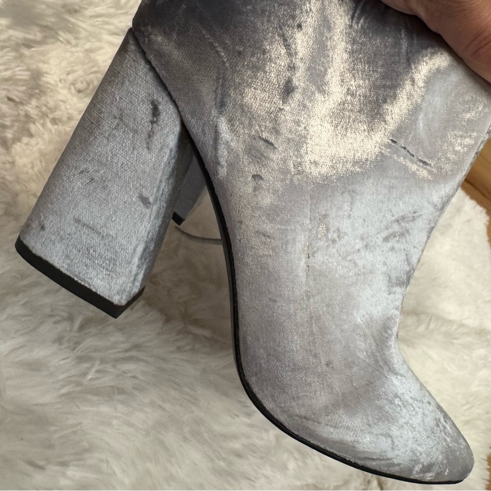 Stuart Weitzman Grandiose Silver Gray Heeled Boots 5 - Picture 8 of 12